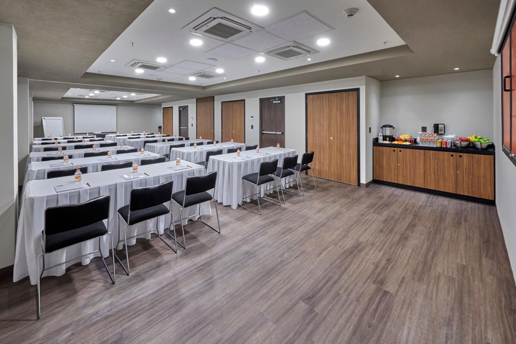 ซิตี้ เอ็กซ์เพรส กวยมาส Hotel Guaymas ภายนอก รูปภาพ