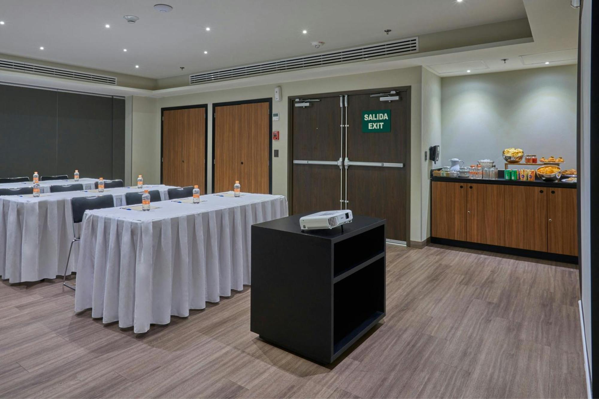 ซิตี้ เอ็กซ์เพรส กวยมาส Hotel Guaymas ภายนอก รูปภาพ