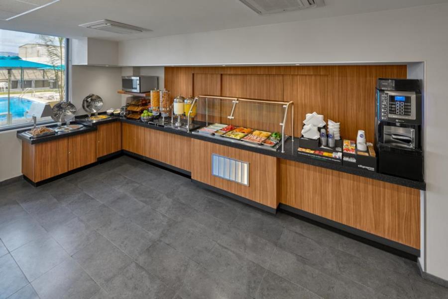 ซิตี้ เอ็กซ์เพรส กวยมาส Hotel Guaymas ภายนอก รูปภาพ